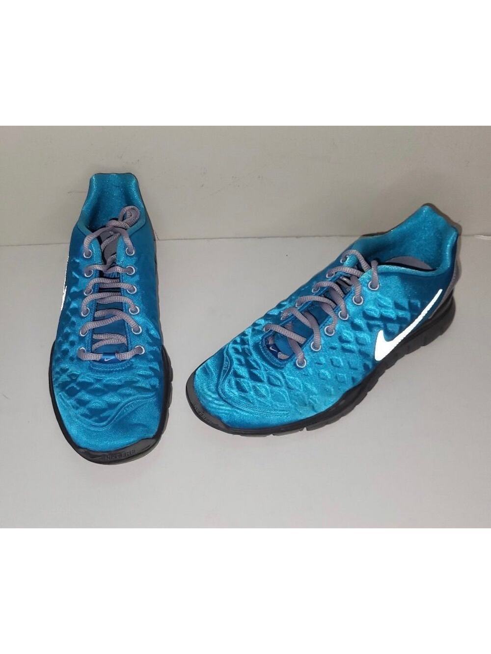 Nike FREE TR FIT Women's Size 8.5w Training/Running Shoes